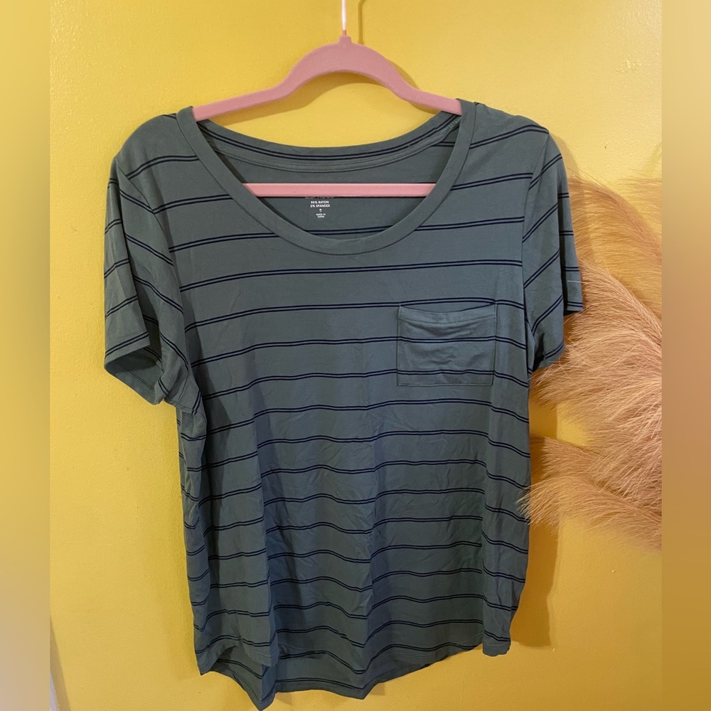 Market & Spruce Green Striped Pocket Tee